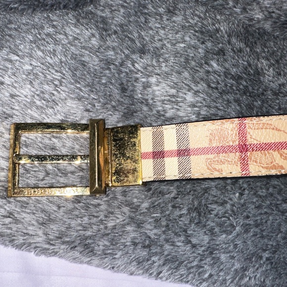 Burberry belt - Picture 2 of 6
